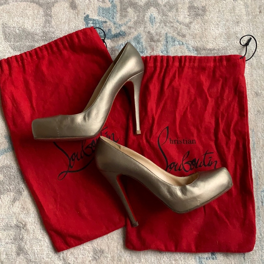 CHRISTIAN LOUBOUTIN Platform Heels
